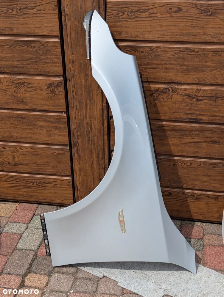 ZDERZAK PAS PRZEDNI MASKA BŁOTNIK PRZÓD BMW E60 520D 2.0 TD LIFT 354/7 - 17