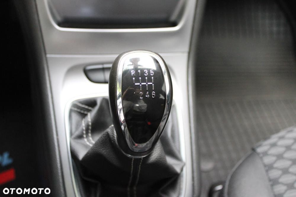 Opel Astra - 16