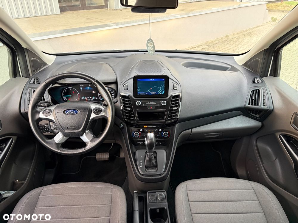 Ford Tourneo Connect Grand - 16