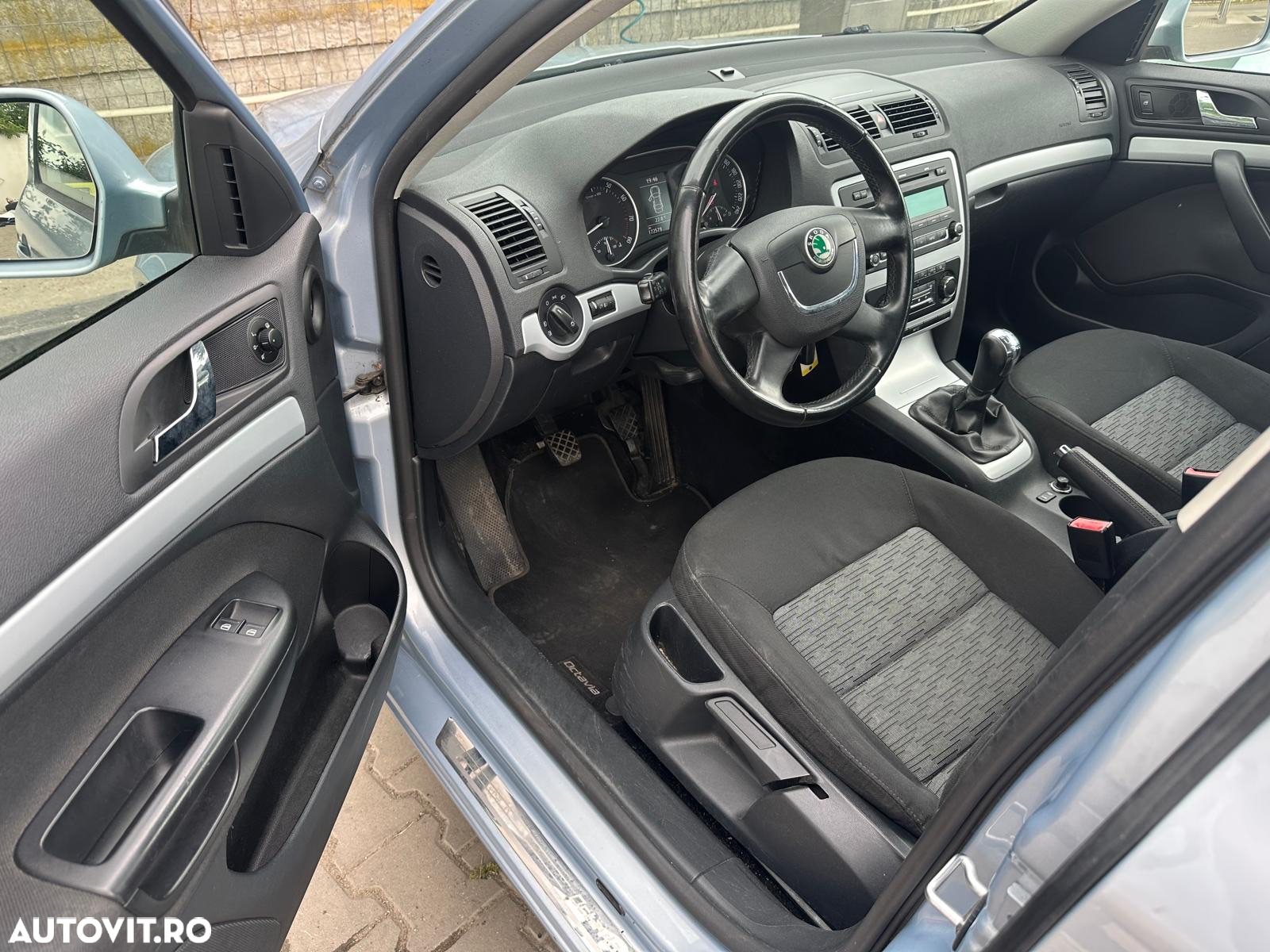 Skoda Octavia 1.4 TSI Ambition - 9
