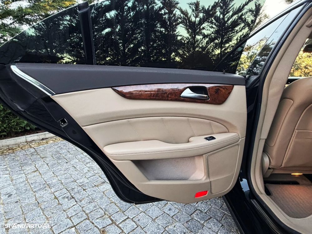 Mercedes-Benz CLS 250 CDI DPF BlueEFFICIENCY 7G-TRONIC - 21