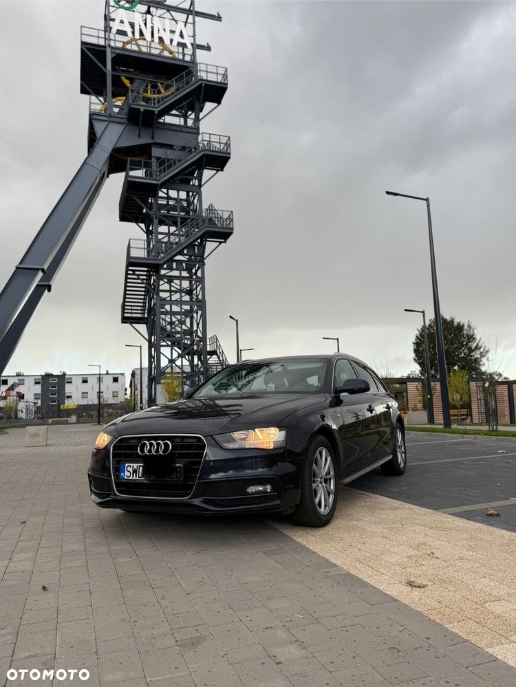 Audi A4 - 1