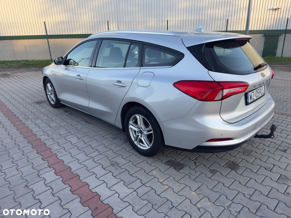 Ford Focus 1.5 EcoBlue Start-Stopp-System COOL&CONNECT - 4