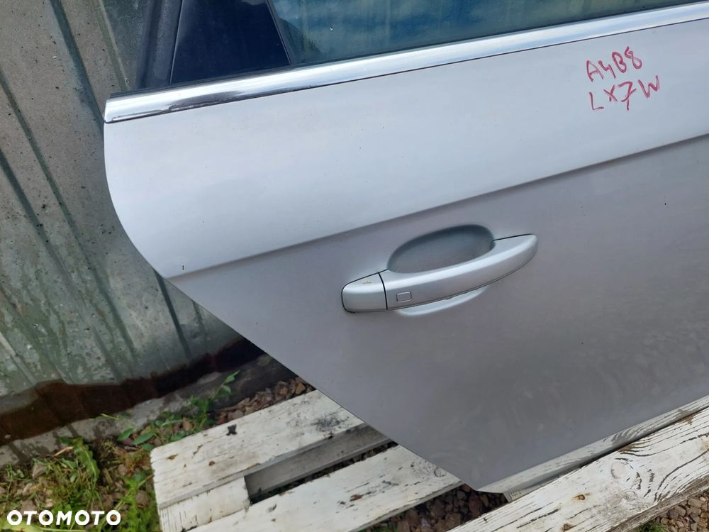DRZWI PRAWY TYŁ AUDI A4 B8 LX7W - 2