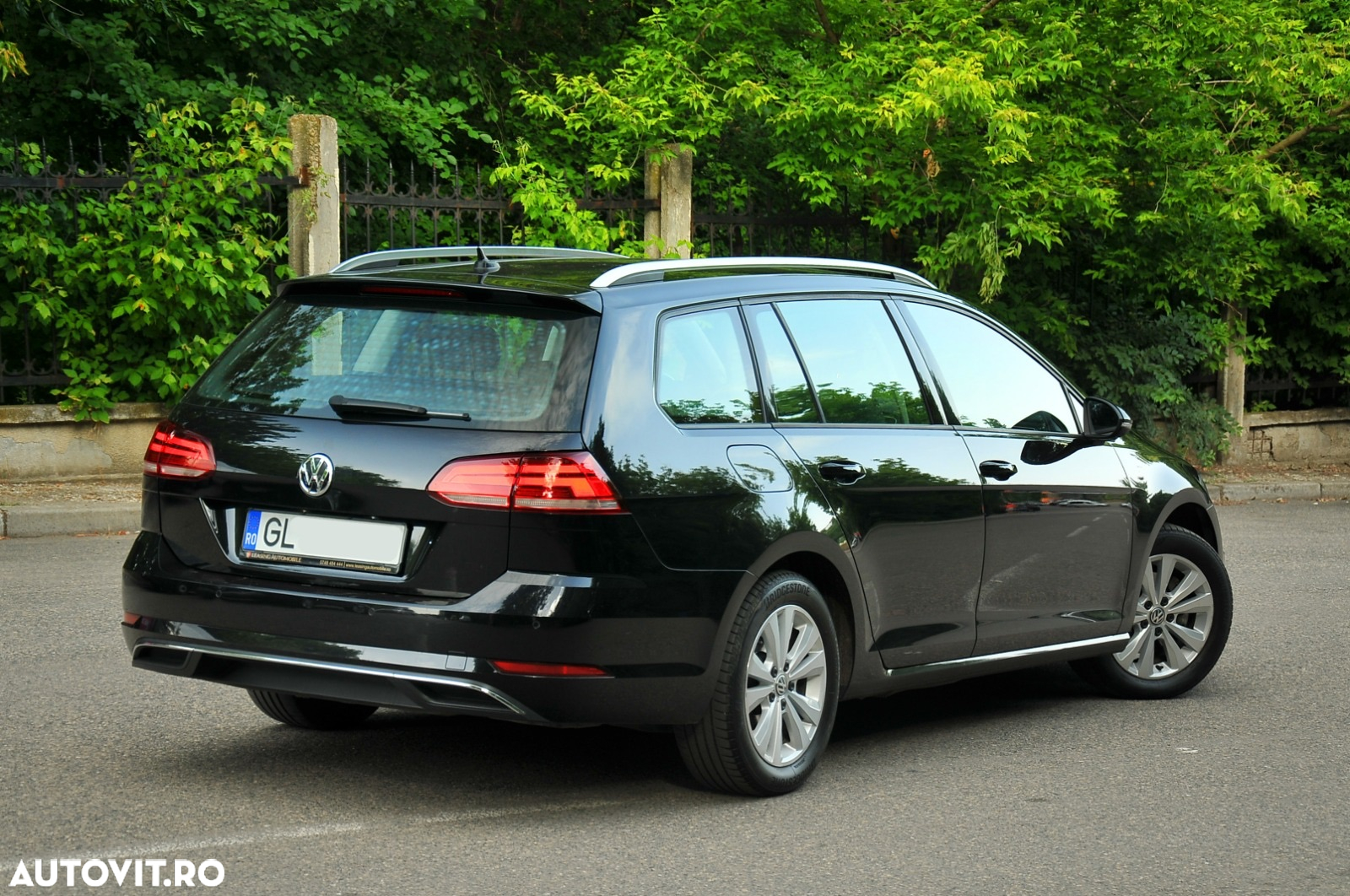 Volkswagen Golf 2.0 BlueTDI DSG Comfortline - 14