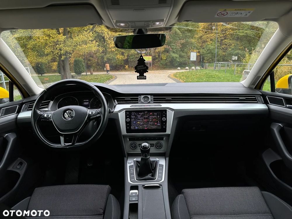 Volkswagen Passat - 7