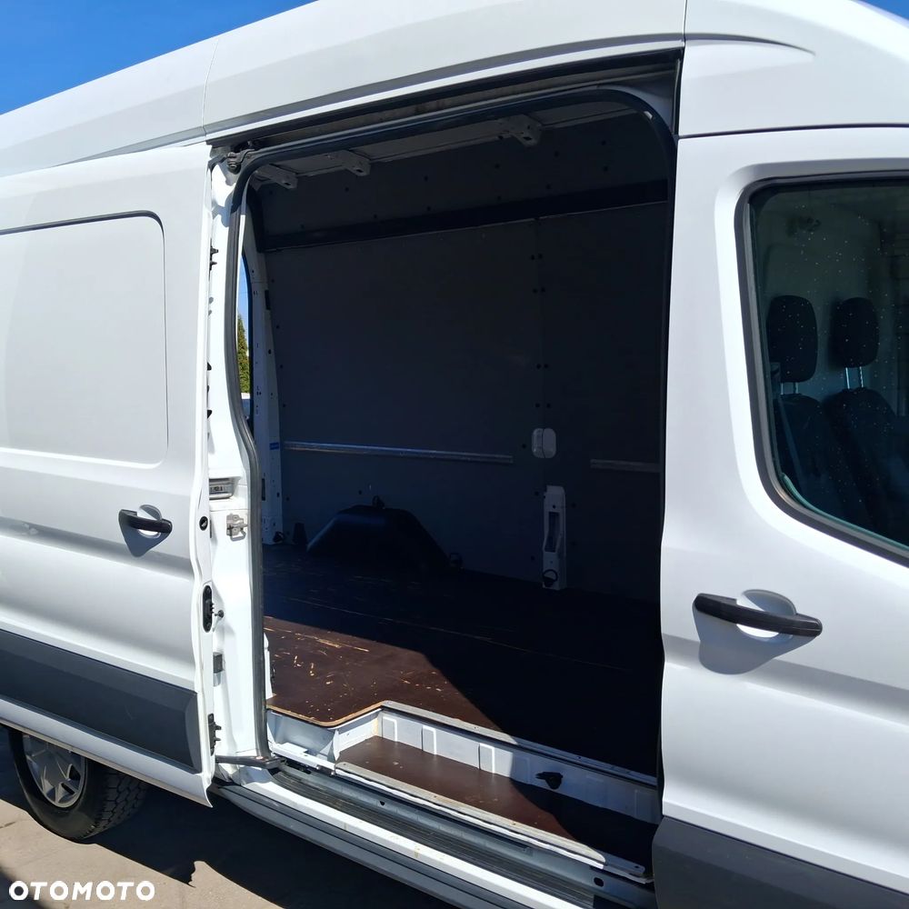 Ford Transit - 22