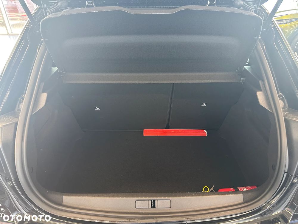 Peugeot 208 1.2 mHEV Allure e-DCS6 - 20