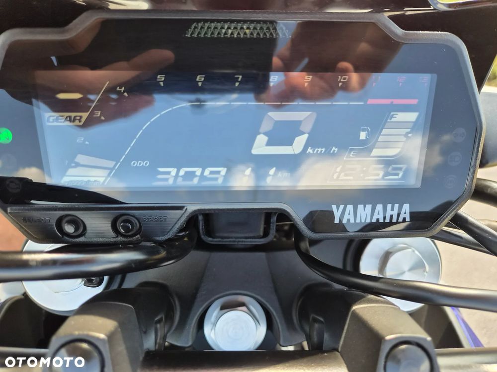 Yamaha MT - 8