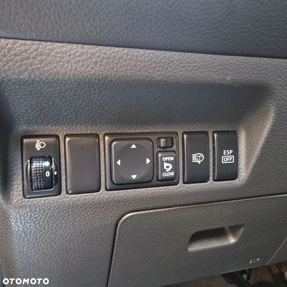 Nissan X-Trail - 14