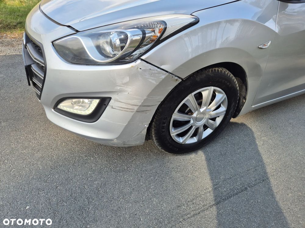 Hyundai i30 1.4 CRDi Style - 4