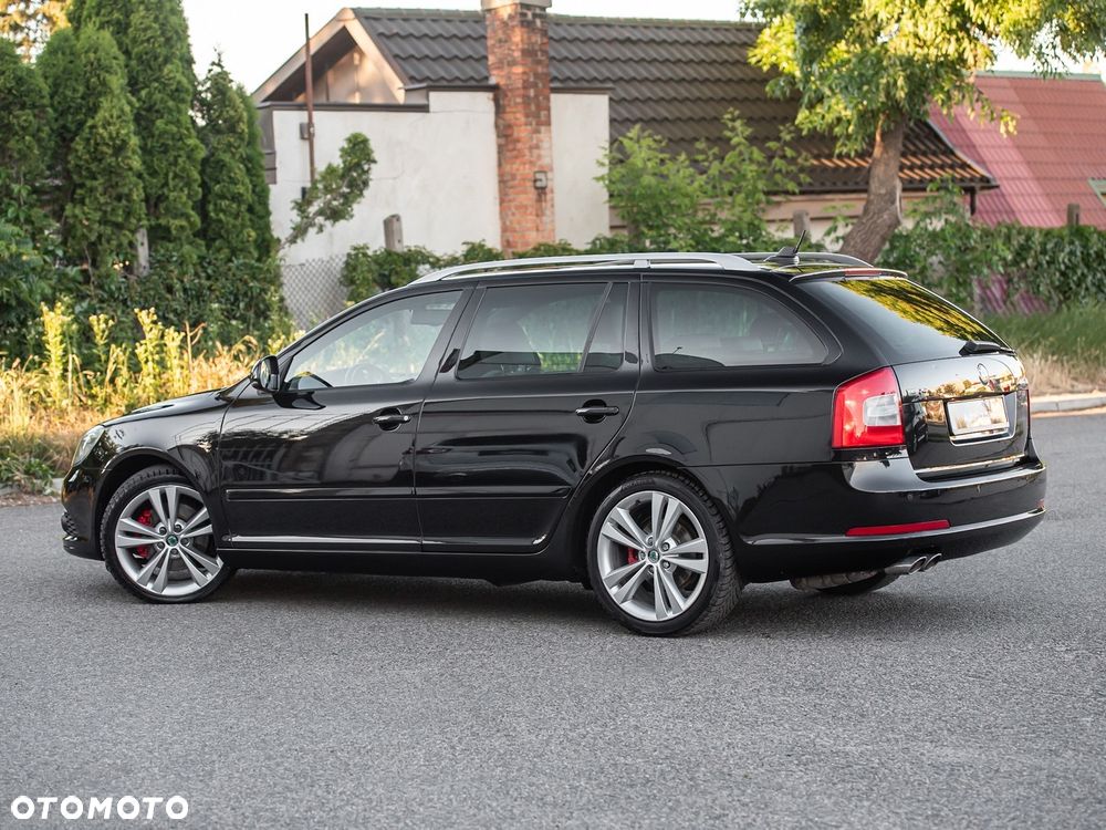 Skoda Octavia 2.0 TSI RS - 14