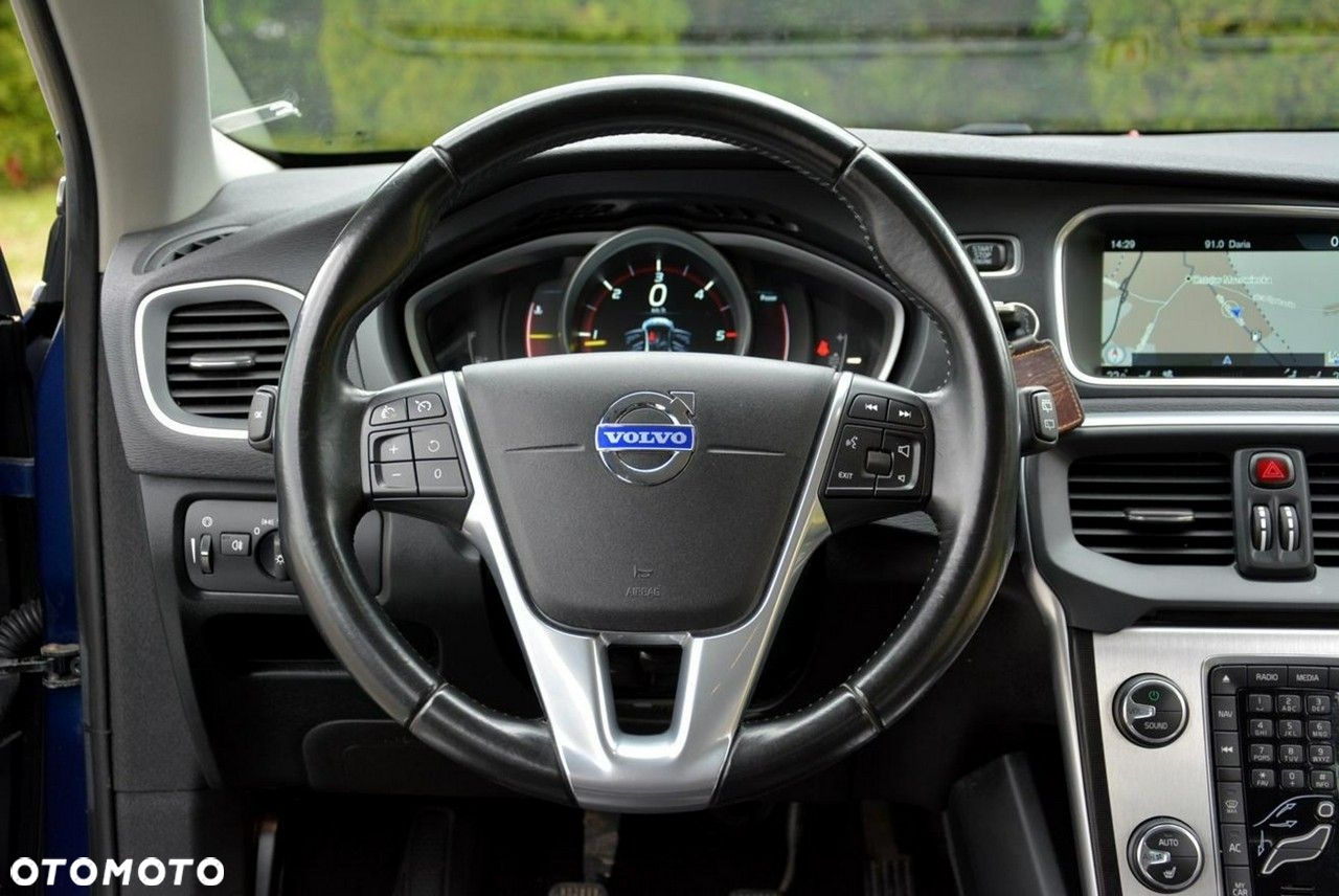 Volvo V40 D4 Ocean Race - 26