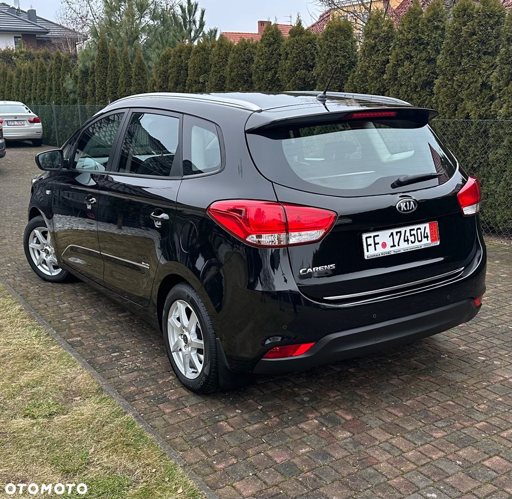 Kia Carens 1.6 GDI S EU6 - 4