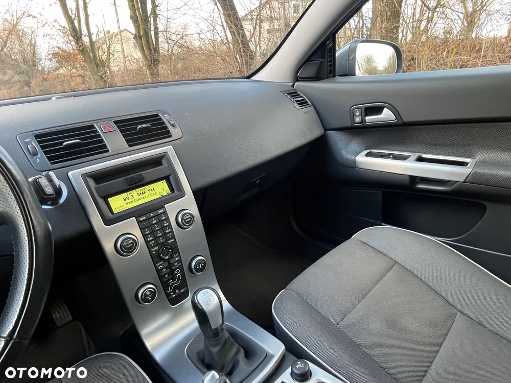 Volvo C30 1.8 Momentum - 7