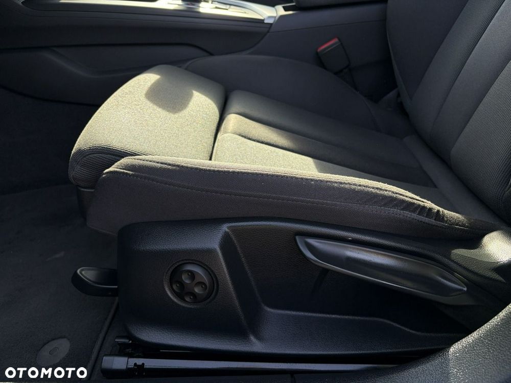 Audi A4 Avant 35 TFSI mHEV S tronic - 13