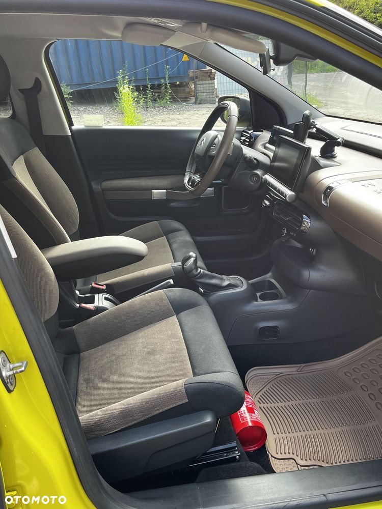 Citroën C4 Cactus 1.2 PureTech Shine Edition S&S - 32