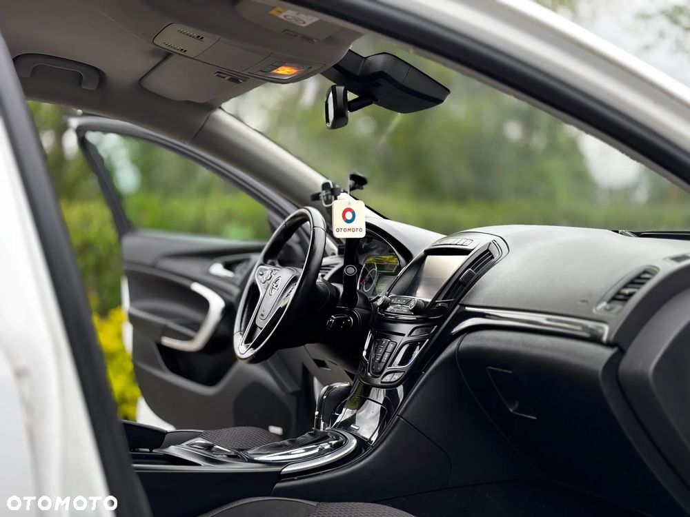 Opel Insignia - 14