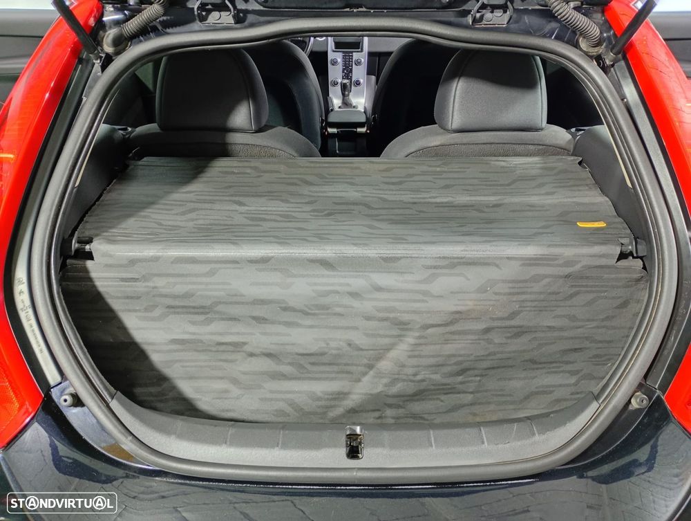 Volvo C30 1.6 D Drive Momentum — fotografia 30