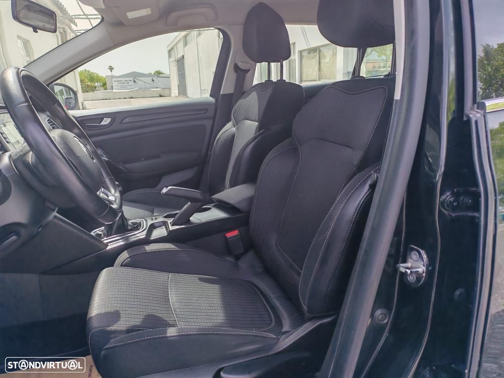 Renault Mégane Sport Tourer 1.5 dCi Zen - 11