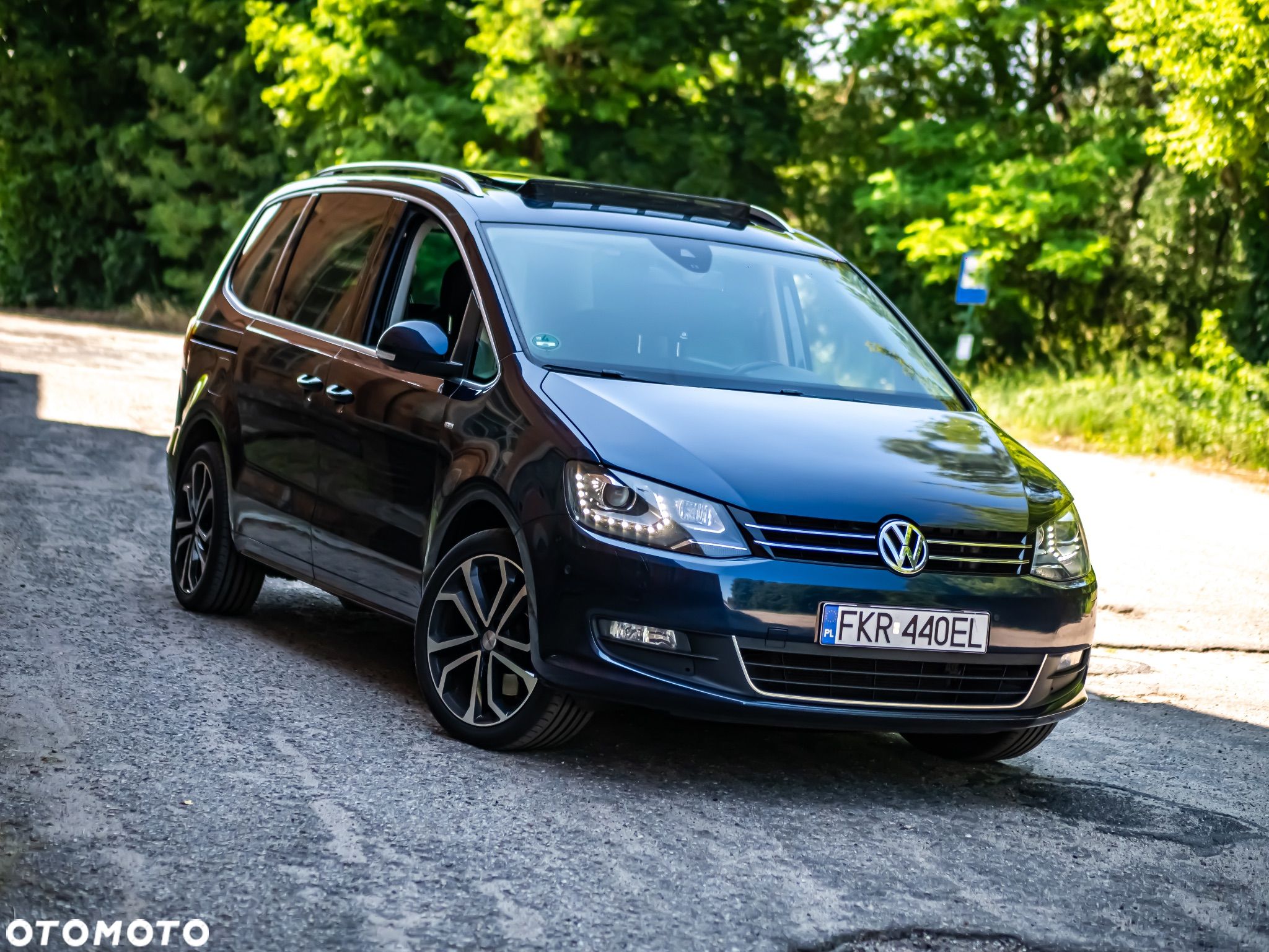 Volkswagen Sharan 2.0 TDI Highline DSG - 1