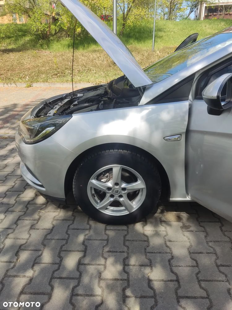 Opel Astra 1.4 Turbo Innovation - 12