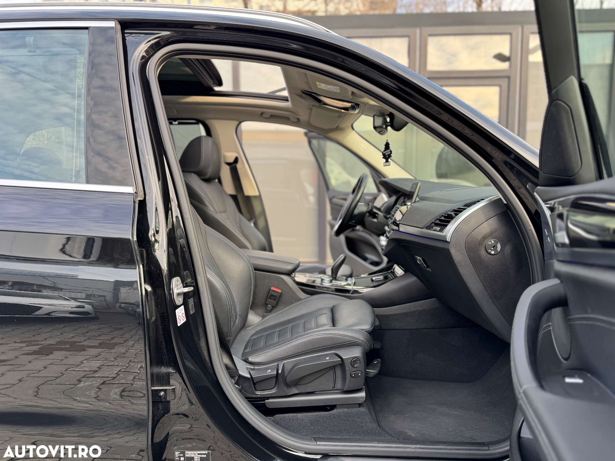 BMW X3 xDrive20d AT xLine - 29