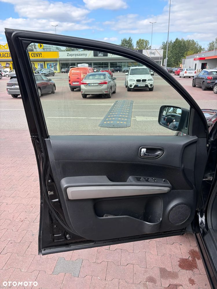 Nissan X-Trail 2.0 dCi XE - 11