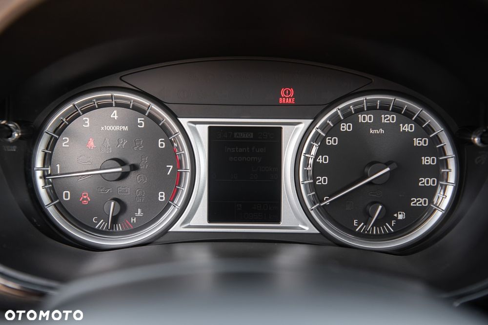 Suzuki Vitara 1.6 (4x4) Allgrip Comfort+ - 19