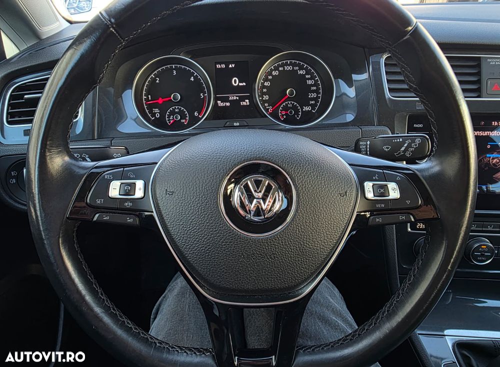 Volkswagen Golf - 7