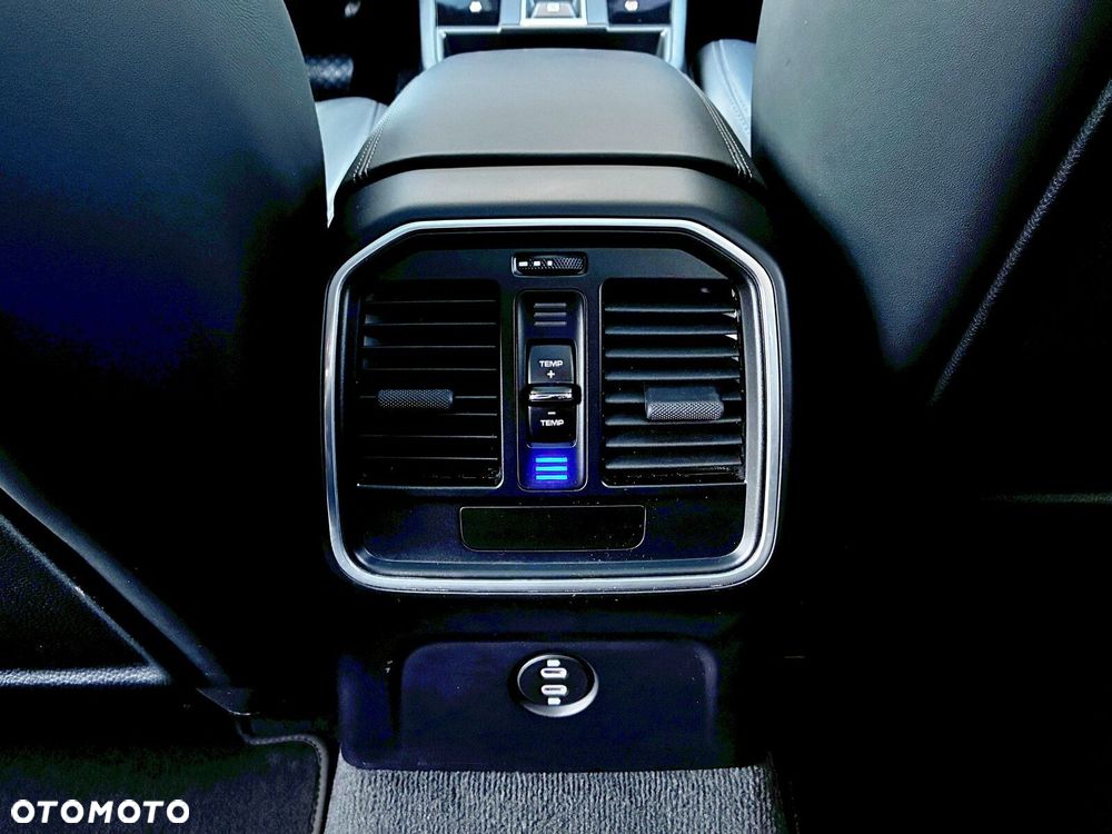 Porsche Macan - 39