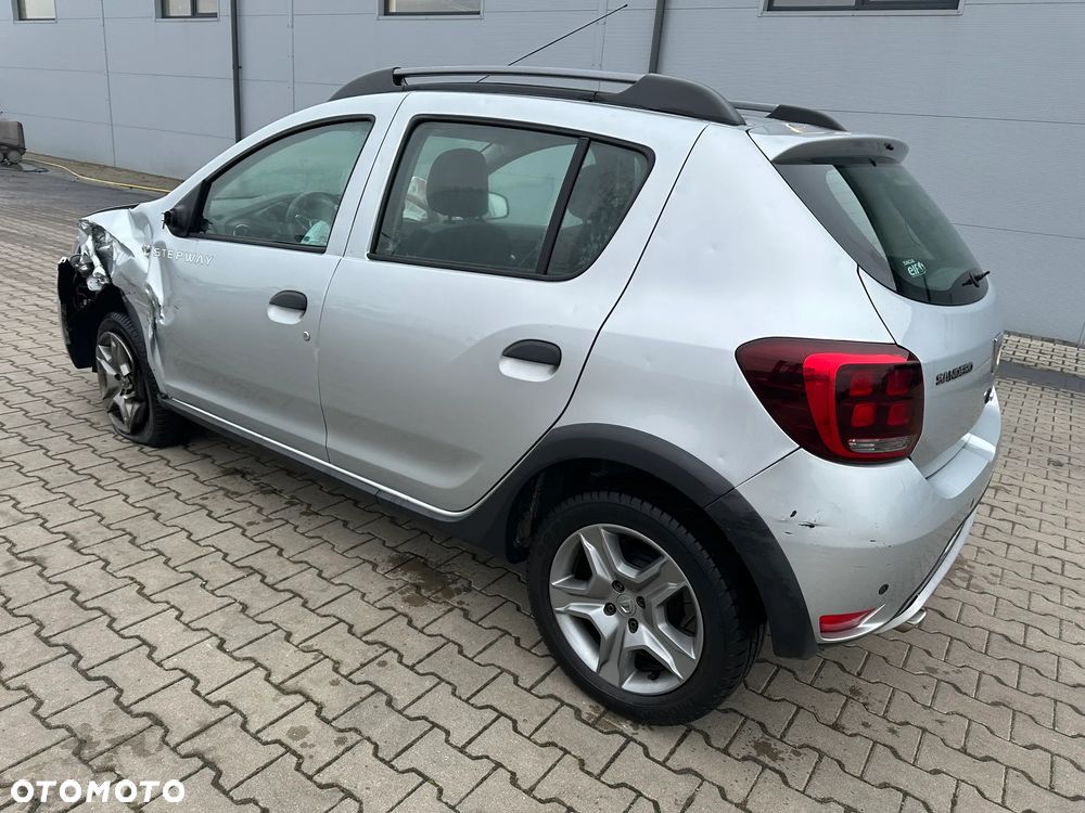 Dacia Sandero Stepway TCe 90 (S&S) Prestige - 7