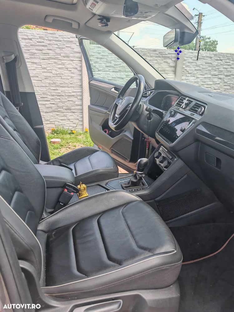 Volkswagen Tiguan - 12
