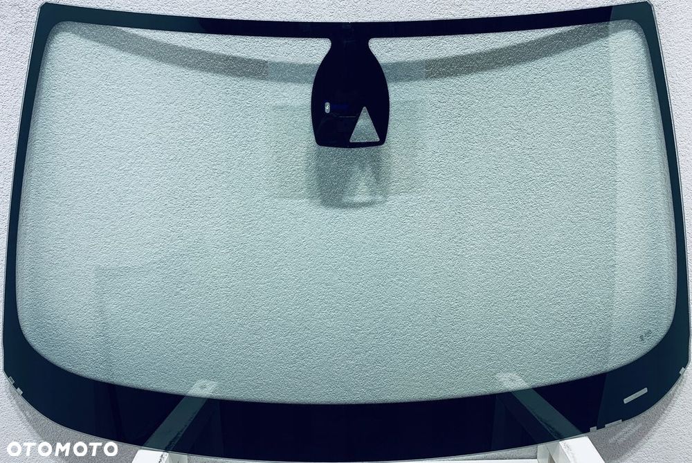 Szyba czołowa nowa BMW 5 E60 E61 2007-2010 KAMERA+SENSOR+HUD+SPLINTEX