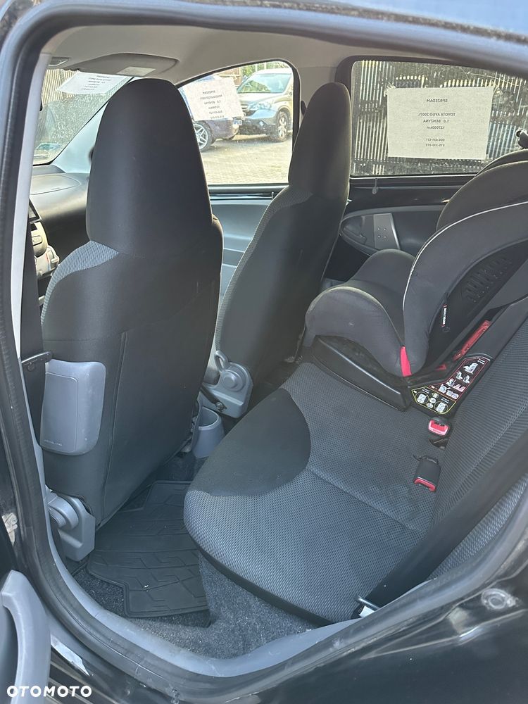 Toyota Aygo Blue - 13