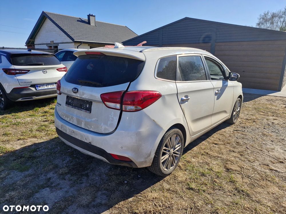 Kia Carens 1.6 CVVT Vision - 5