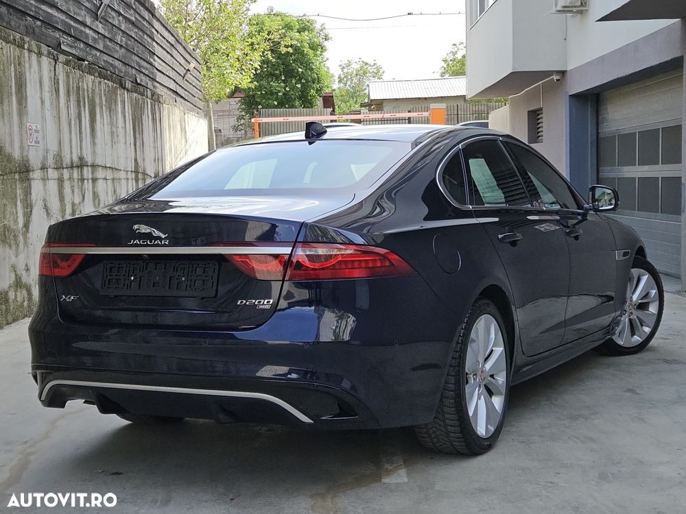 Jaguar XF D200 AWD R-Dynamic SE - 15
