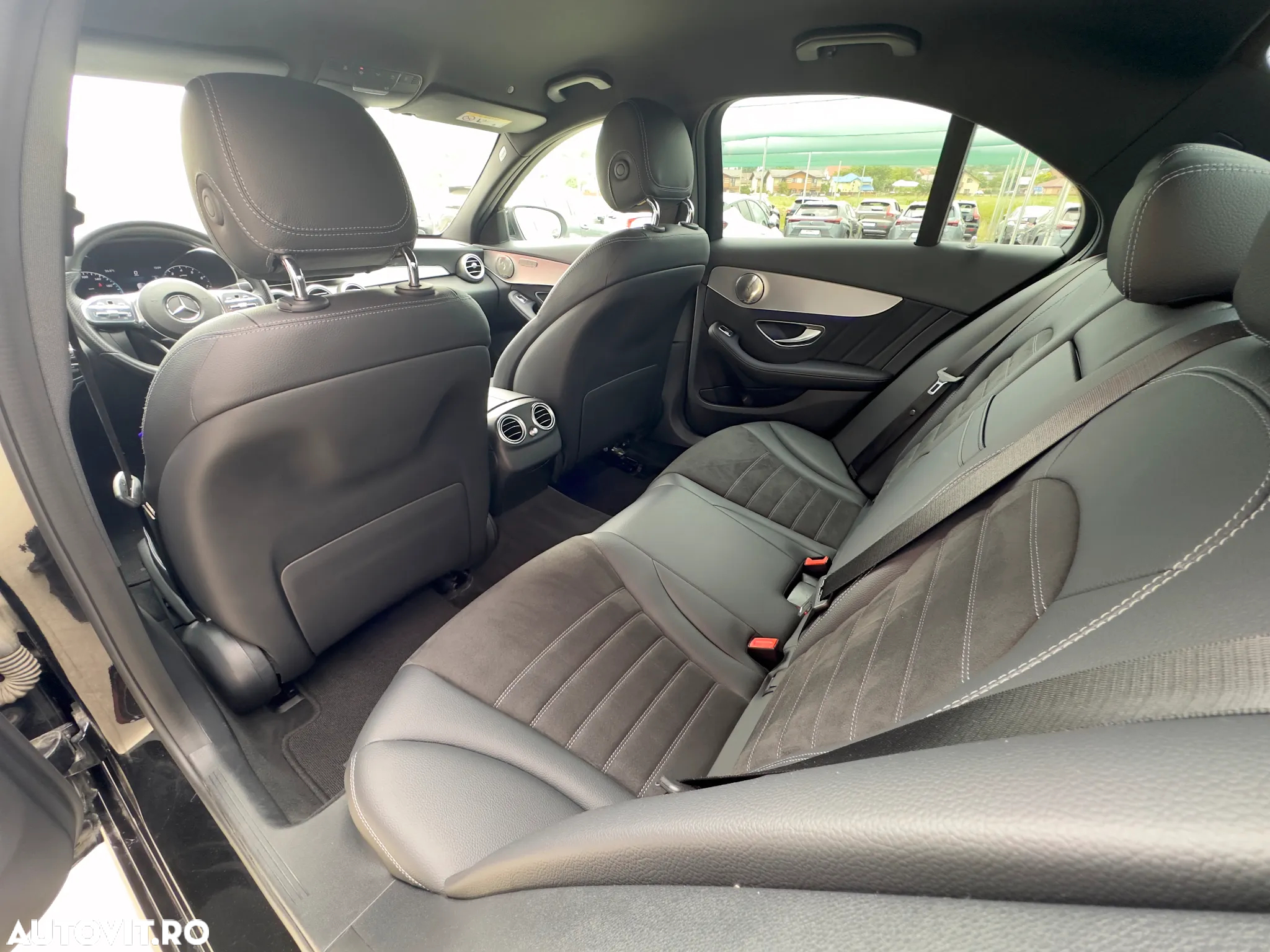 Mercedes-Benz C 300 Aut. - 24