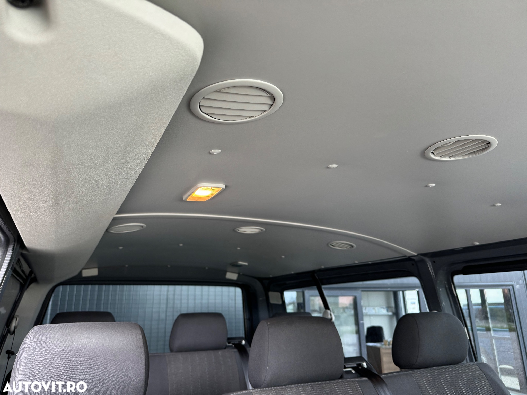 Volkswagen Transporter T6 DSG Lang - 14