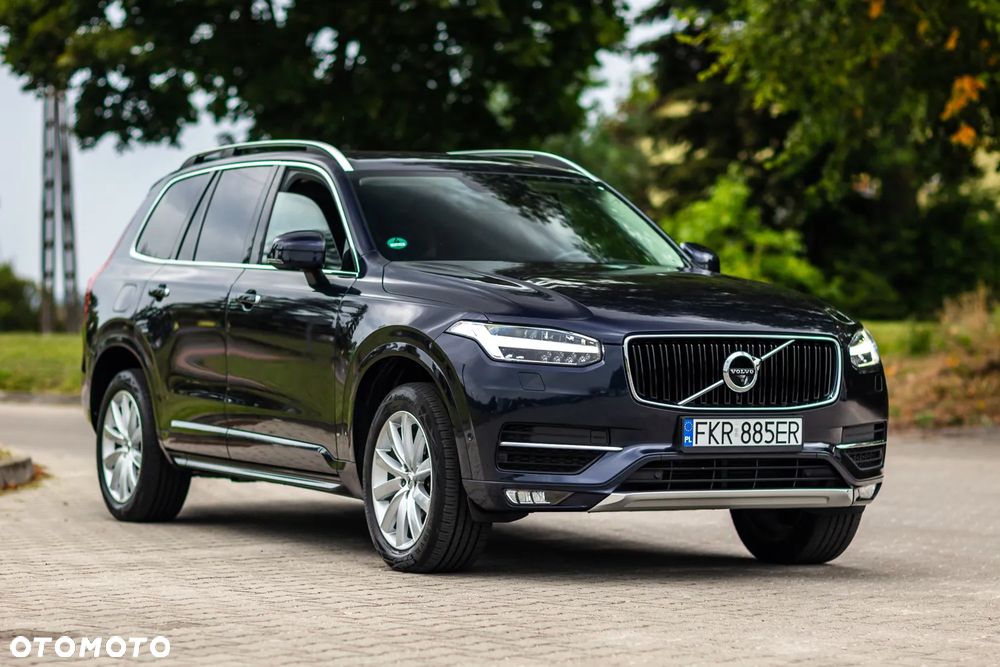 Volvo XC 90 D5 AWD Geartronic Momentum - 8
