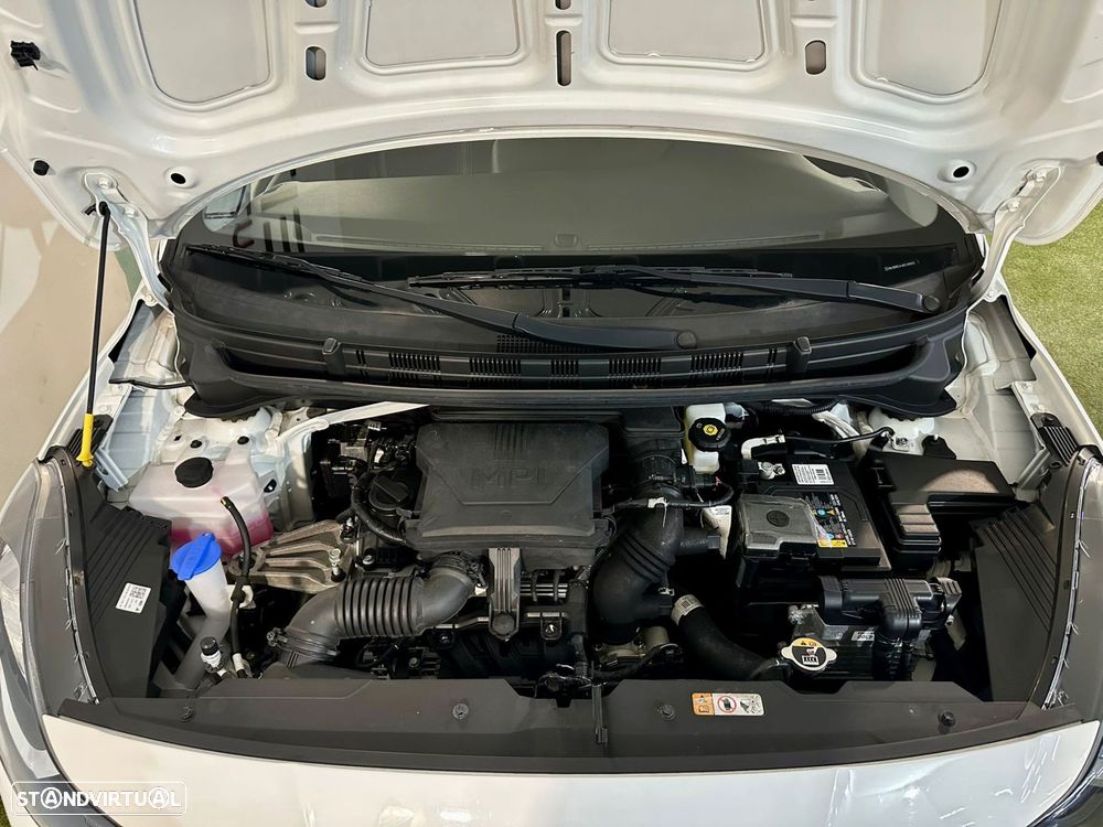 Hyundai i10 1.0 Comfort AMT - 28
