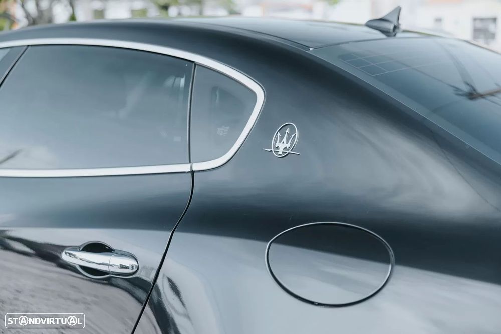 Maserati Quattroporte D Auto - 11