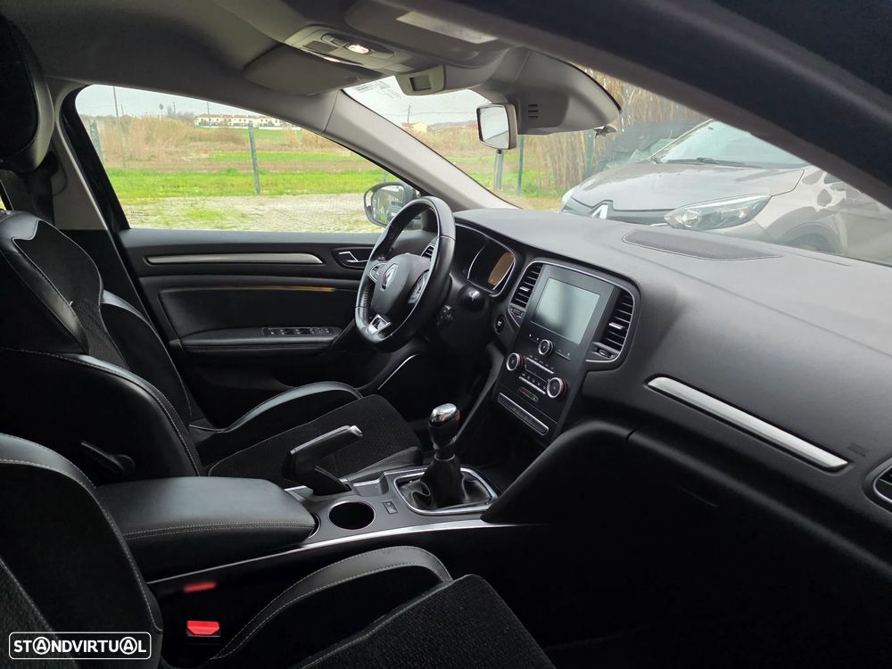 Renault Mégane Sport Tourer 1.5 dCi Intens - 6