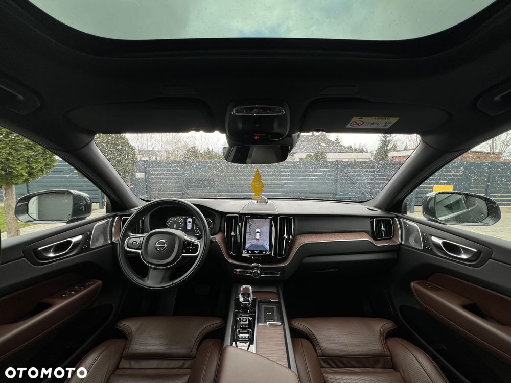 Volvo XC 60 B5 D AWD Inscription - 26