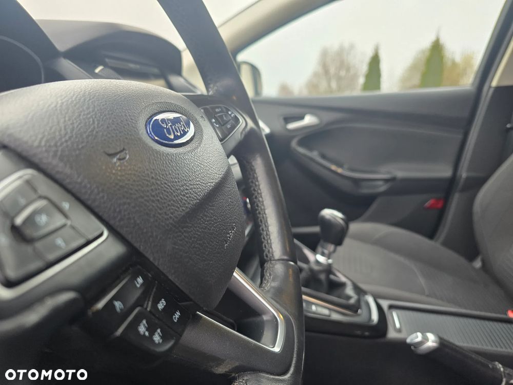 Ford Focus - 14