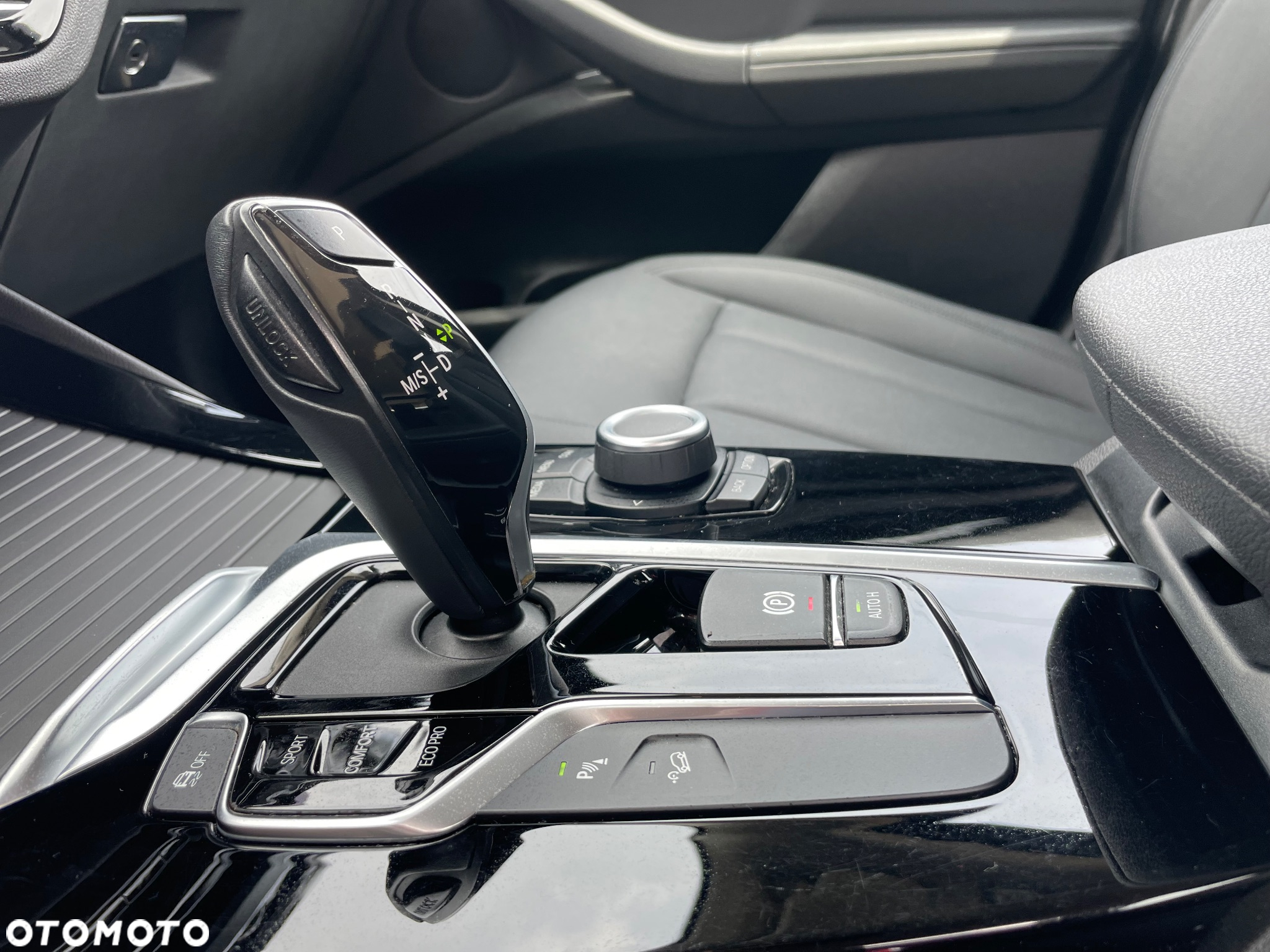 BMW X3 xDrive20d Advantage - 26
