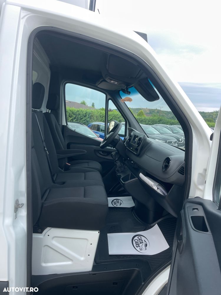 Mercedes-Benz Sprinter 516CDI KOFFER  FRIGORIFIC  PUNTE DUBLA - 24