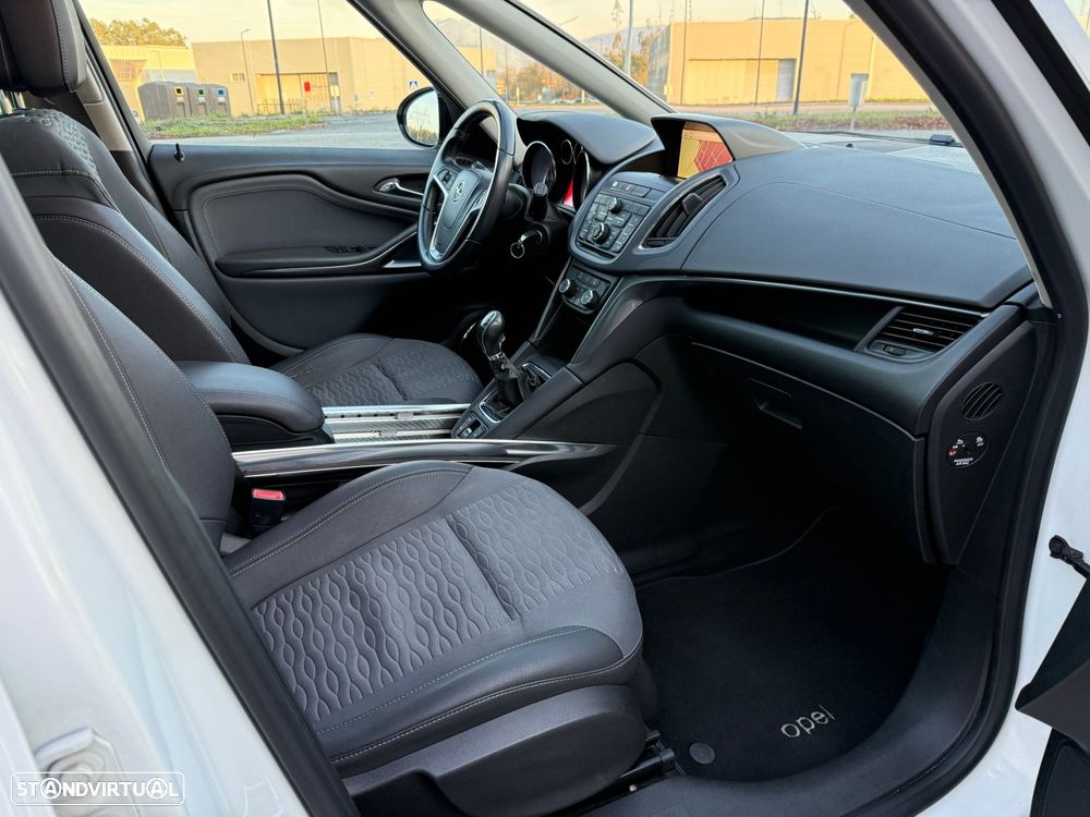 Opel Zafira 2.0 CDTI Cosmo S/S - 27