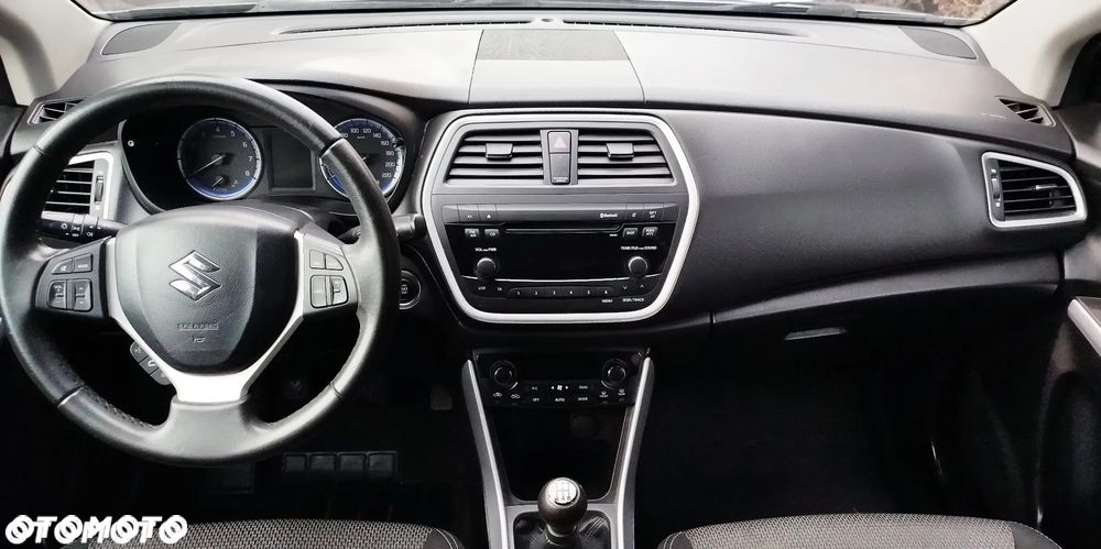 Suzuki SX4 S-Cross 1.6 Premium Plus - 8