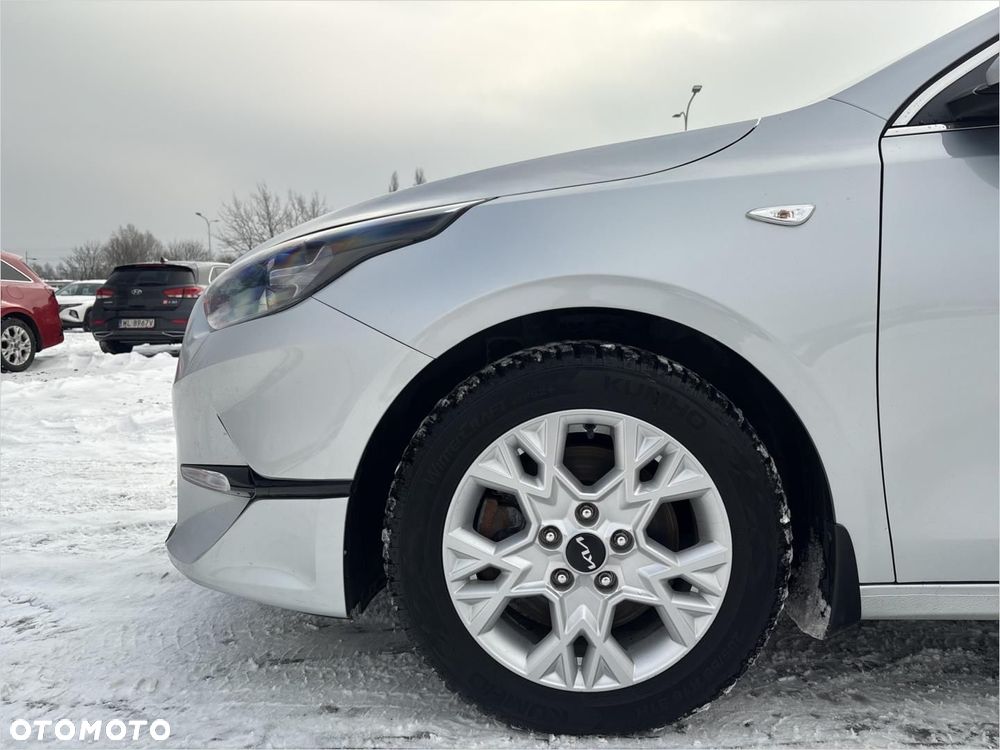 Kia Ceed 1.5 T-GDI M - 18